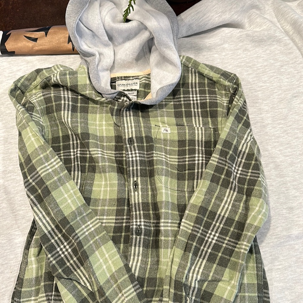 Youth boys size small flannel/hoodie